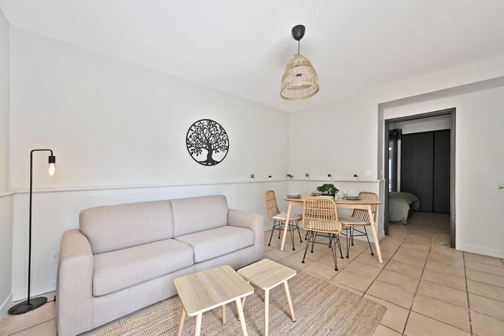 L'Olivier - 2 Terrasses - Clim Ac - Wifi - Proche Theatres Apartment Avignon Exterior photo